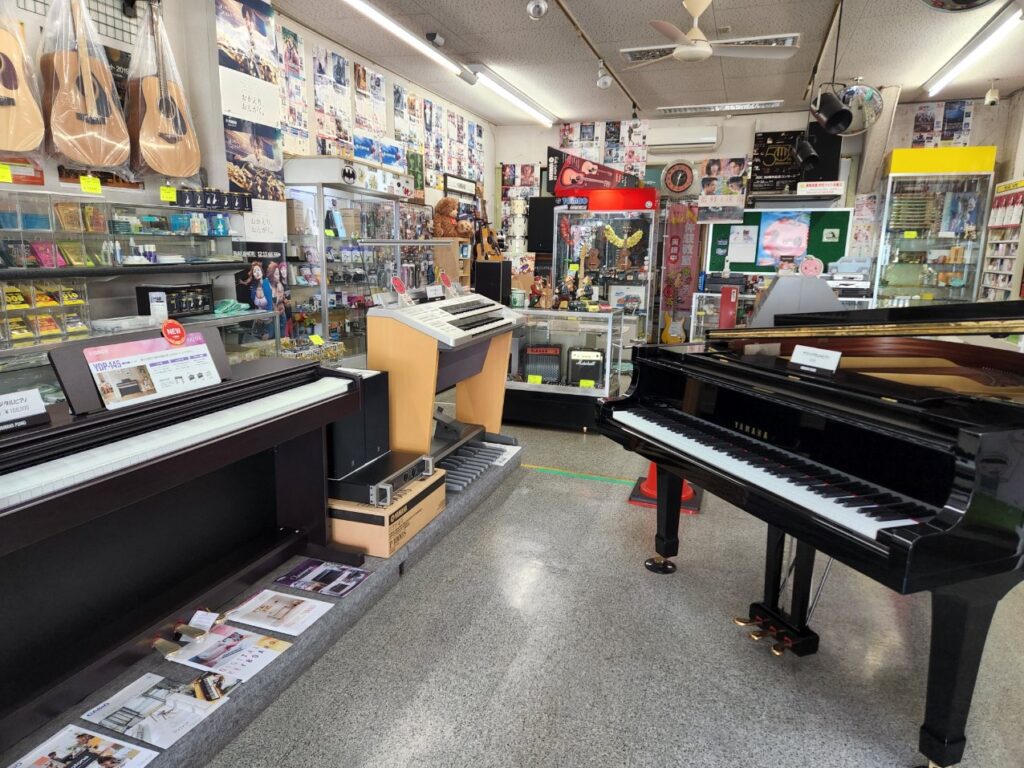 名曲堂店舗外観